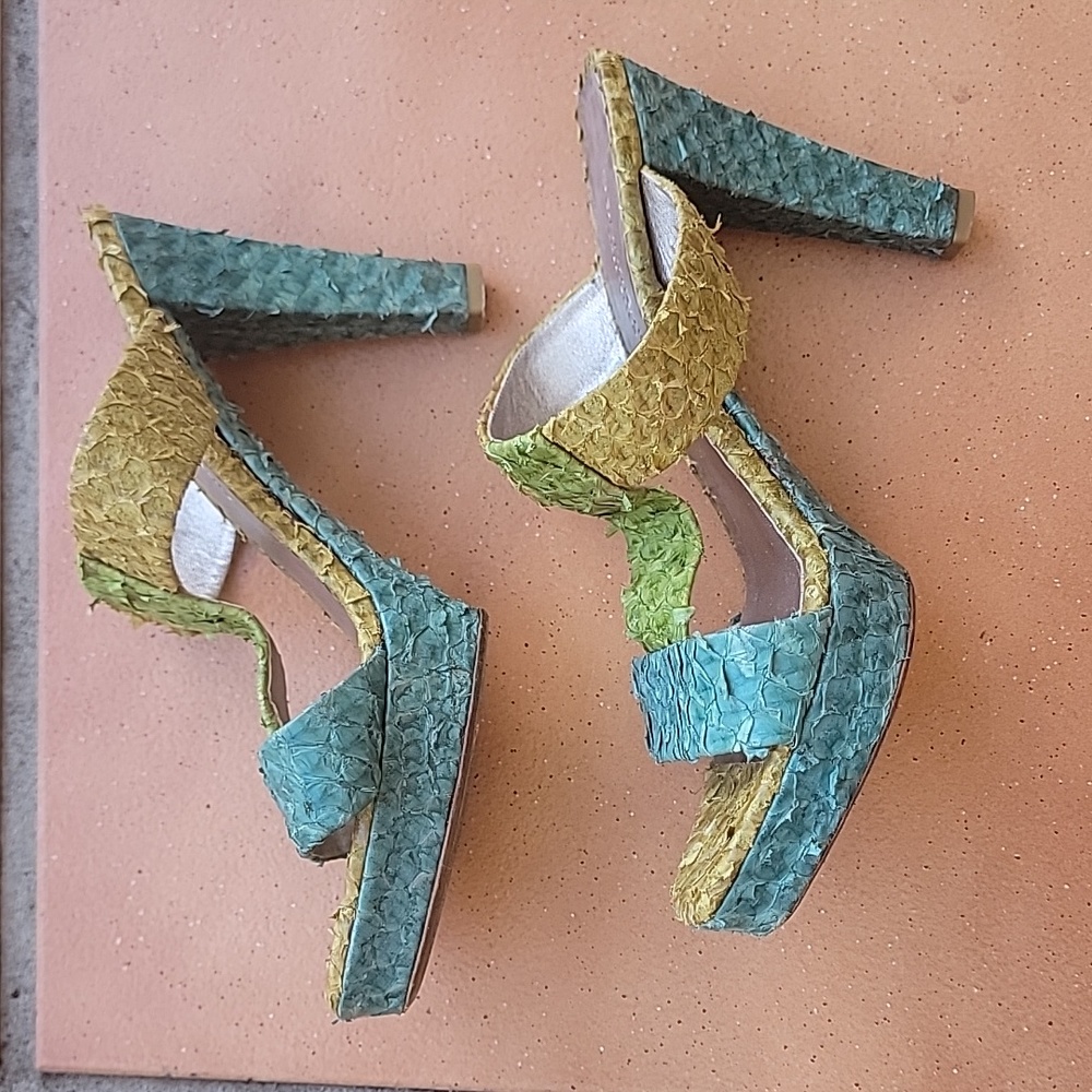 Donna Karan Collection Sandals Green Tones